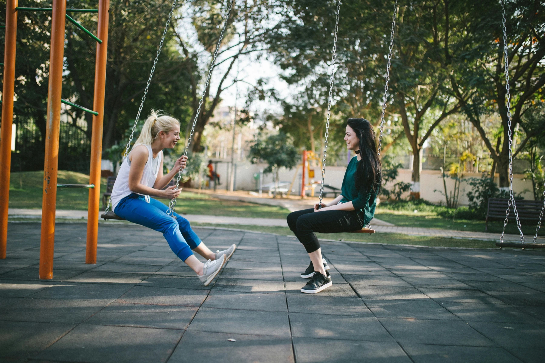 two women talks